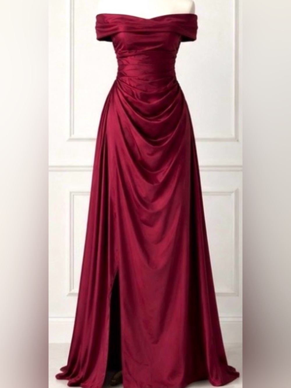 OYS~ Rich Burgundy Color Evening Dress. Size Large